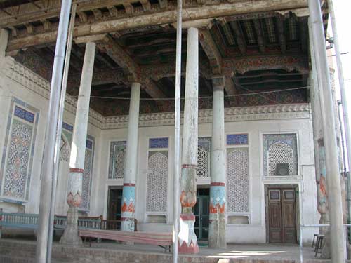 The Mosque of Khodja Nisbatdor