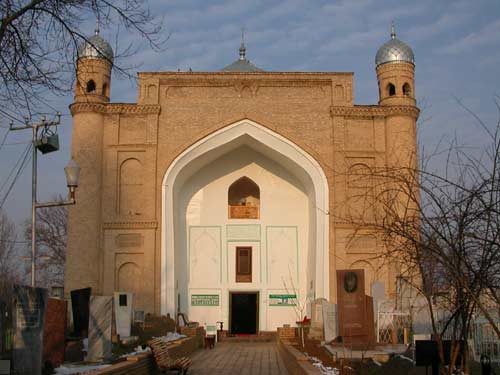 The mausoleum of Sheikh Zaynudin Bobo